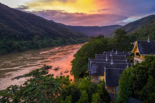 玉鹿庭·雨林江景villa图片