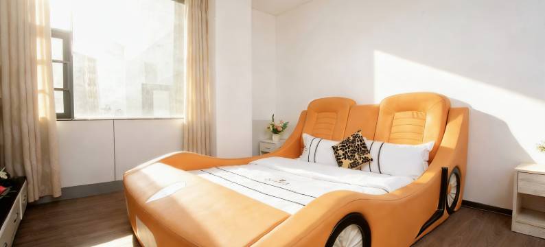 建水汽车主题酒店(建水大道店)图片