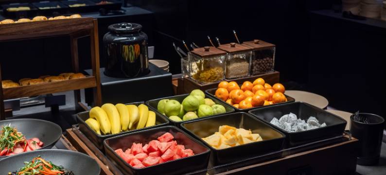 杭州临平世纪公园亚朵酒店图片