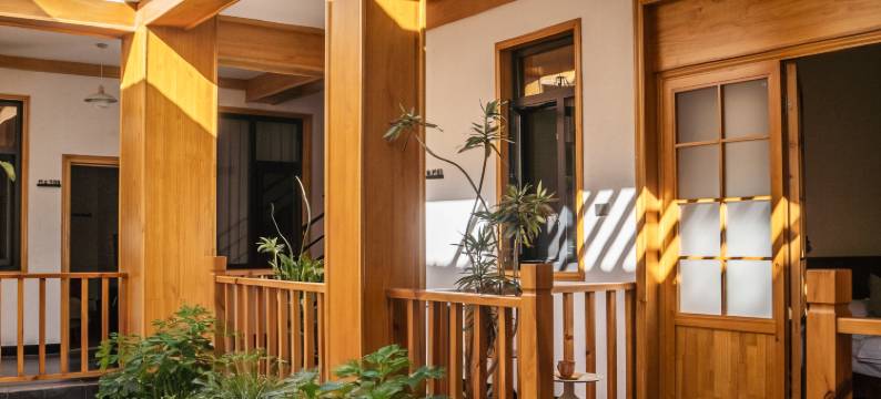 一雁书·YAN望青山·露台观景美宿(大理古城店)图片