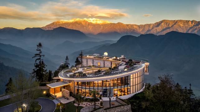 hotel overview picture