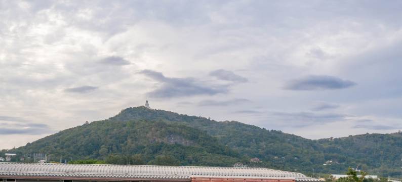 查龙拉塔那公寓-酒店(Ratana Hotel Chalong)图片