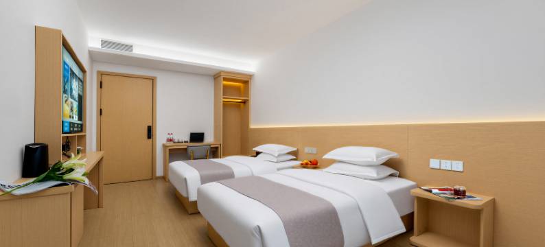 东宸酒店(重医附一院袁家岗地铁站店)图片