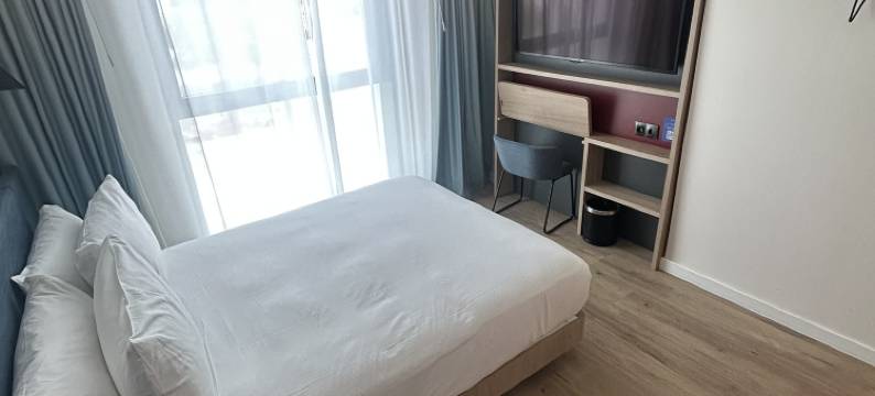 巴塞罗那费拉格兰维亚希尔顿欢朋酒店(Hampton by Hilton Barcelona Fira Gran Via)图片