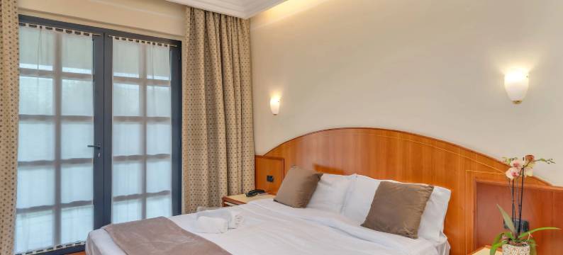 B&B Prestige 奥尔纳格酒店(B&B HOTELS Hotel Prestige Ornago)图片