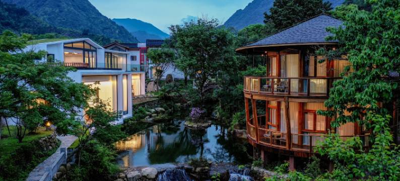 三清山望三清艺术聚落图片