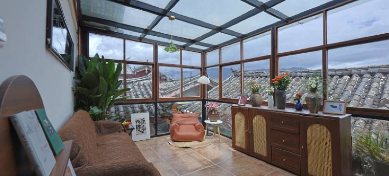 静隅花间•与诗同眠图片