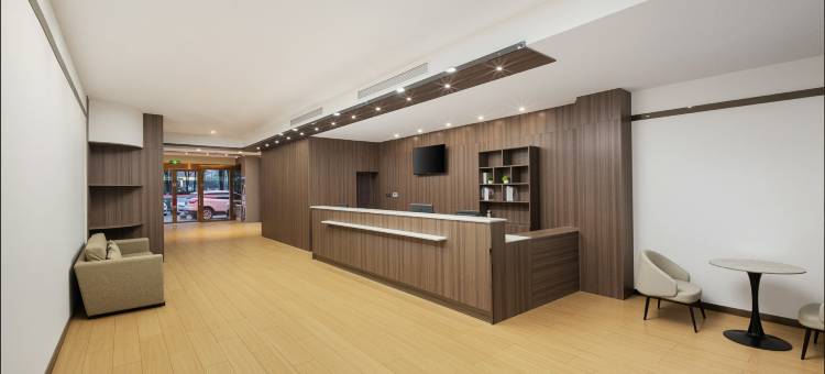 华庭酒店(广元澳源体育中心万达广场店)图片