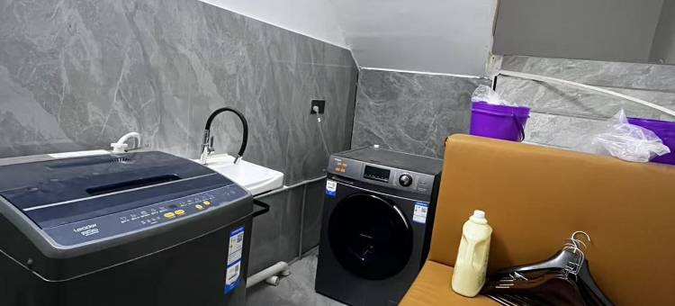 灵山县金柏酒店(陆屋镇店)图片