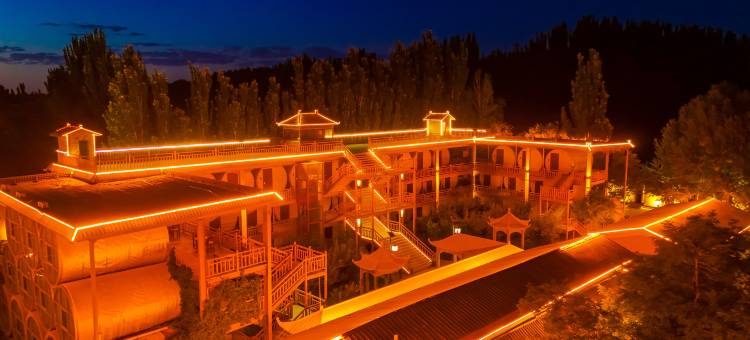 敦煌圆梦园酒店(鸣沙山月牙泉店)图片