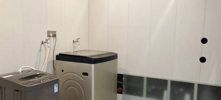 喆里莱地暖酒店(观山湖公园店)图片