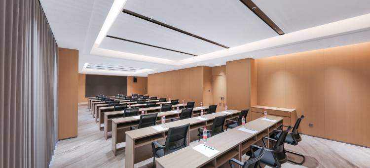 LAUNCEY·澜C酒店(宝鸡高铁南站店)图片
