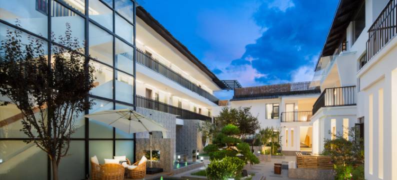 香格里拉归莳plateau resort hotel 美宿(独克宗月光广场店)图片