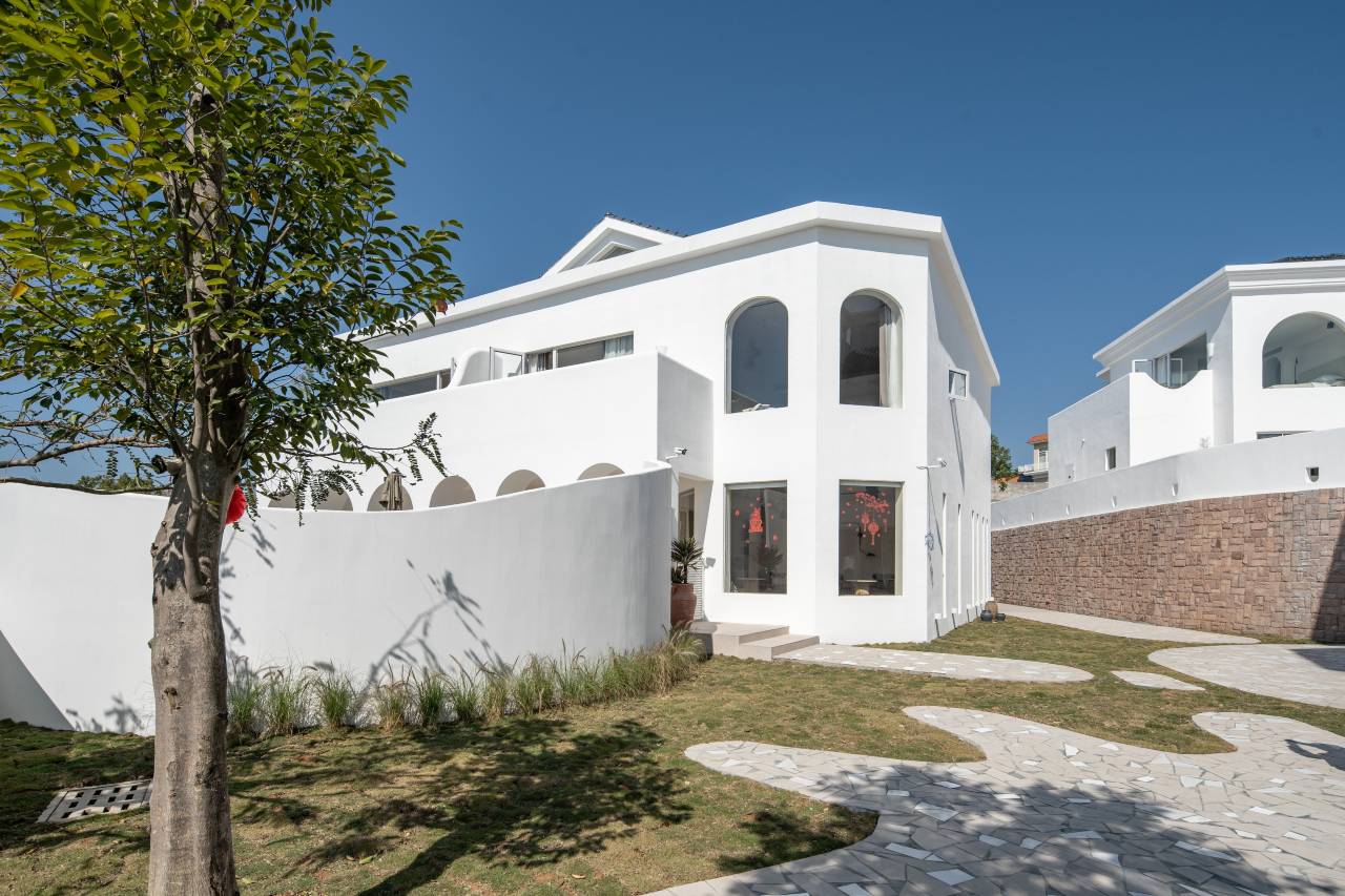 蜜悦·深圳蓝白圣岛悬崖泡池美宿图片