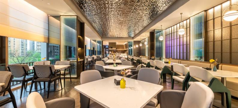 深圳宝安万科星城亚朵酒店图片