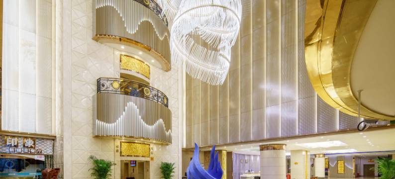 乌鲁木齐明园新时代大酒店(MM2购物中心自治区博物馆店)图片