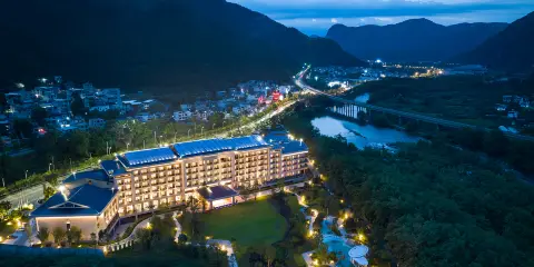 豪玥度假酒店(梵淨山公園店)