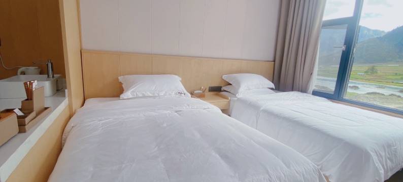 冶勒湖归园田居民宿图片