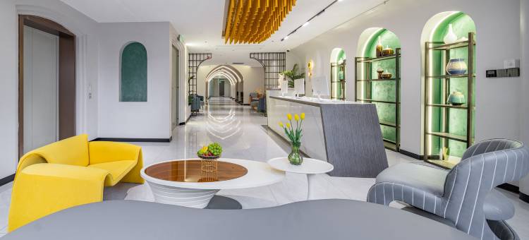 汲暮江景酒店(西双版纳景洪告庄西双景星光夜市店)图片