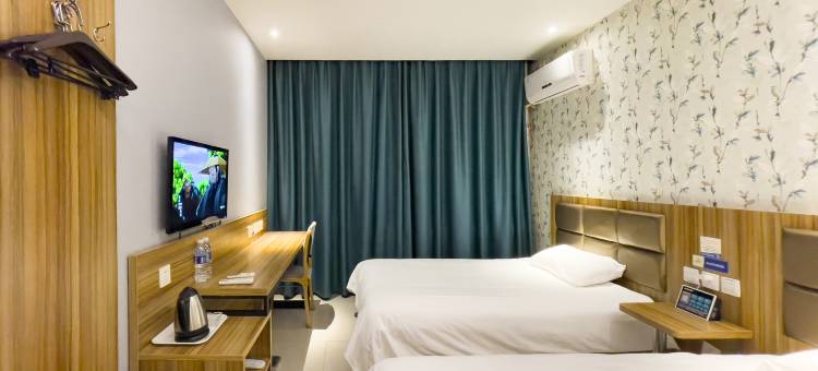 驿家365连锁酒店(新乐美院店)图片