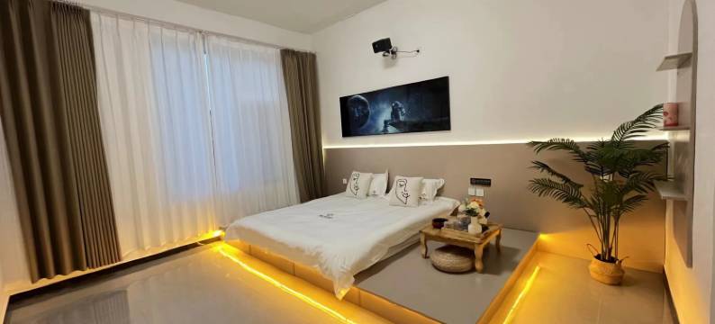 逸云·轻奢酒店图片