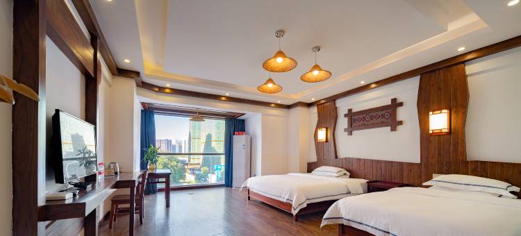 张家界西雅途客栈(天门山索道站店)图片