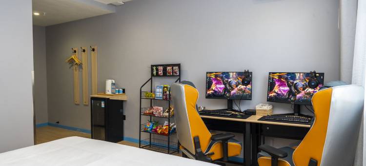 网鱼电竞酒店(青岛香江路濠洼步行街店)图片