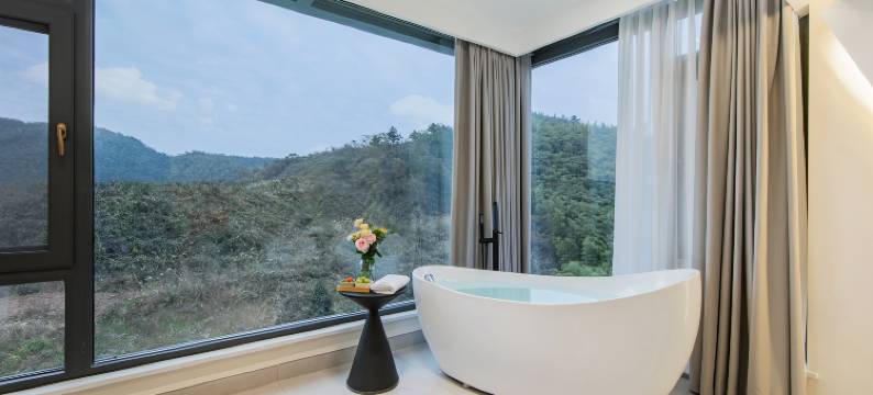 安吉江南天池·在山之也·180°星空滑雪私汤亲子度假民宿图片