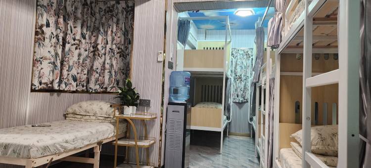 香港小百合青年旅舍(尖沙咀地铁站C2出口)图片