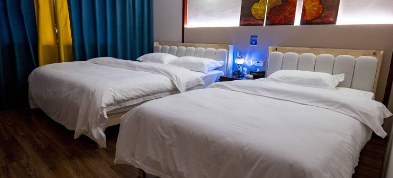 罗平金谷泰佳SPA酒店图片