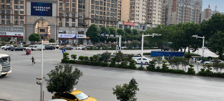 新龙英宾馆(横州大道茉莉花文化公园店)图片