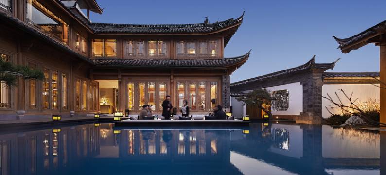 丽江嵌雪楼酒店图片