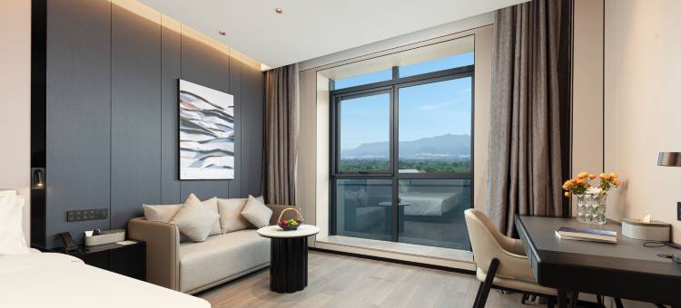 杭州西溪湿地文二西路亚朵酒店图片