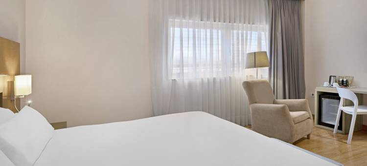 加泰罗尼亚拉斯卡纳斯酒店(B&B HOTEL Logroño Las Cañas)图片