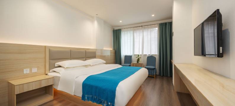 乐山枫驿酒店(张公桥美食街店)图片