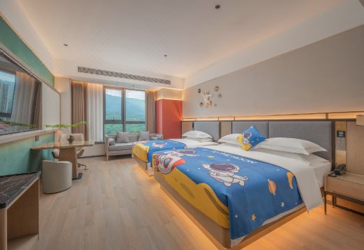 Phoenix Hotel Yuesen Hotel Overview