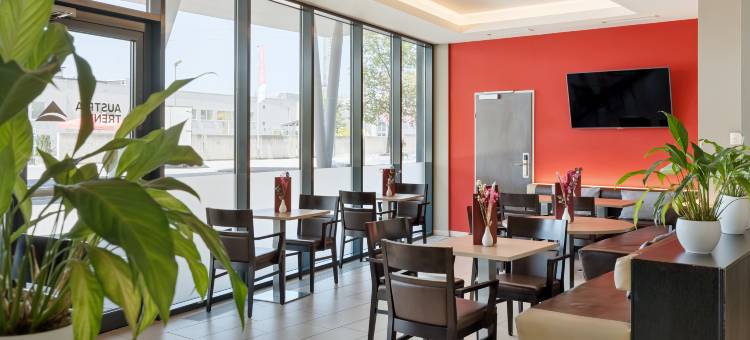 薩爾斯堡展覽中心福朋喜來登飯店(Four Points Flex by Sheraton Salzburg Messe)图片