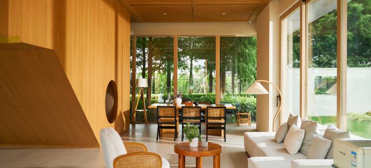 嘉兴飞鸟集丨万棵银杏·千亩湖域·宠物友好·音乐现场·度假民宿图片