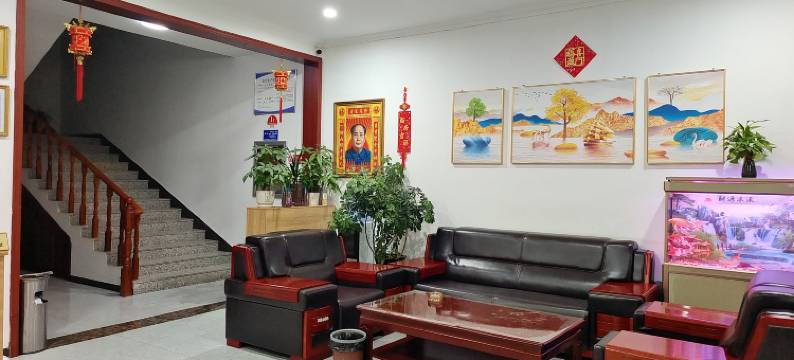 平舆东阳酒店公寓(怡馨园广场店)图片