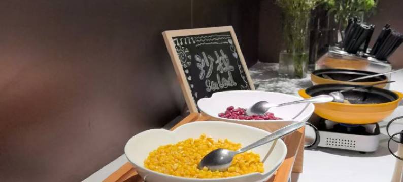 武汉二妃山庄湖畔花园酒店(光谷生物城科技会展中心店)图片