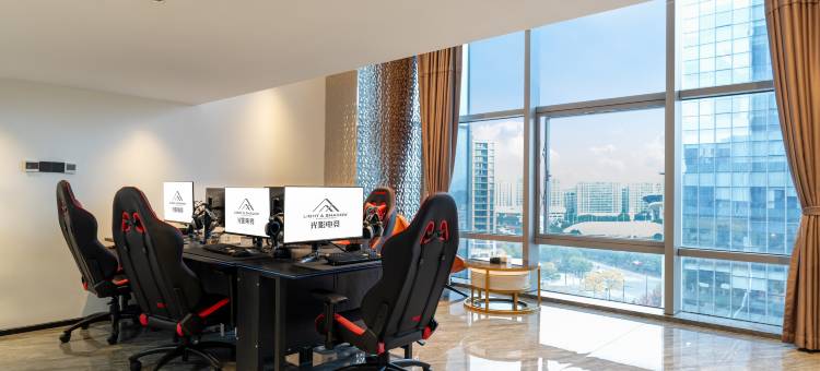 光影电竞Loft酒店(椒江腾达中心店)图片