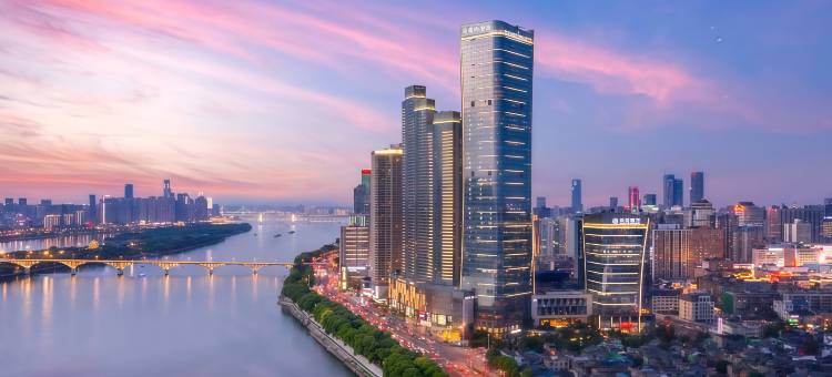 长沙一曼江景套房民宿(五一广场IFS国金中心店)图片