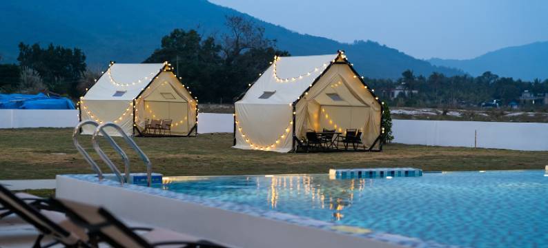 万宁伴山野·宿(神州站店)图片