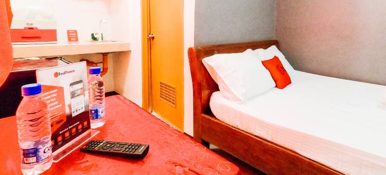 红多兹酒店@盖亚公寓(RedDoorz @ Gaea's Apartment Panglao)图片