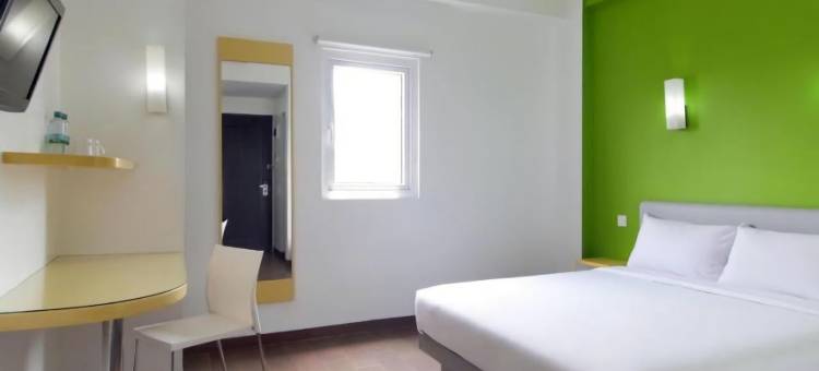 爱玛黎丝勿加泗巴拉特酒店(Amaris Hotel Bekasi Barat)图片