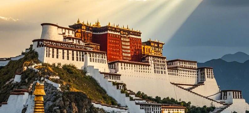 雪莲花富氧观景酒店(拉萨布达拉宫店)图片