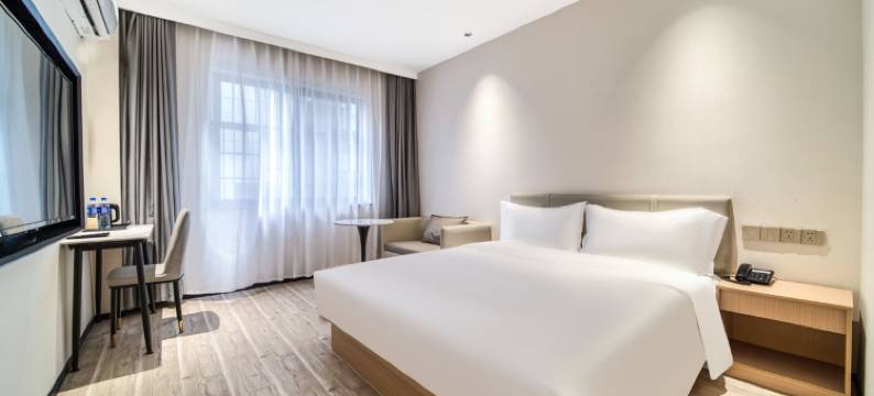 雅宁酒店(西湖湖滨定安路地铁站店)图片