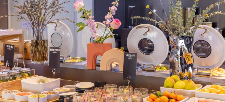 南京鼓楼钟阜路地铁站轻居酒店图片