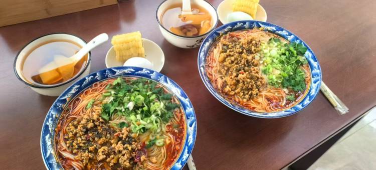 谷雨茗筑民宿(阳光海岸露营公园店)图片