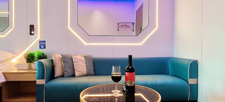 铂玥影视酒店(湛江坡头区海油发展工程技术公司店)图片